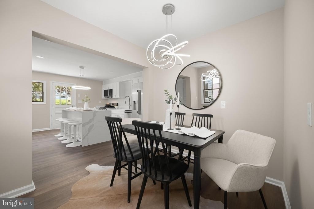 10128 Hereford Place - Photo 12