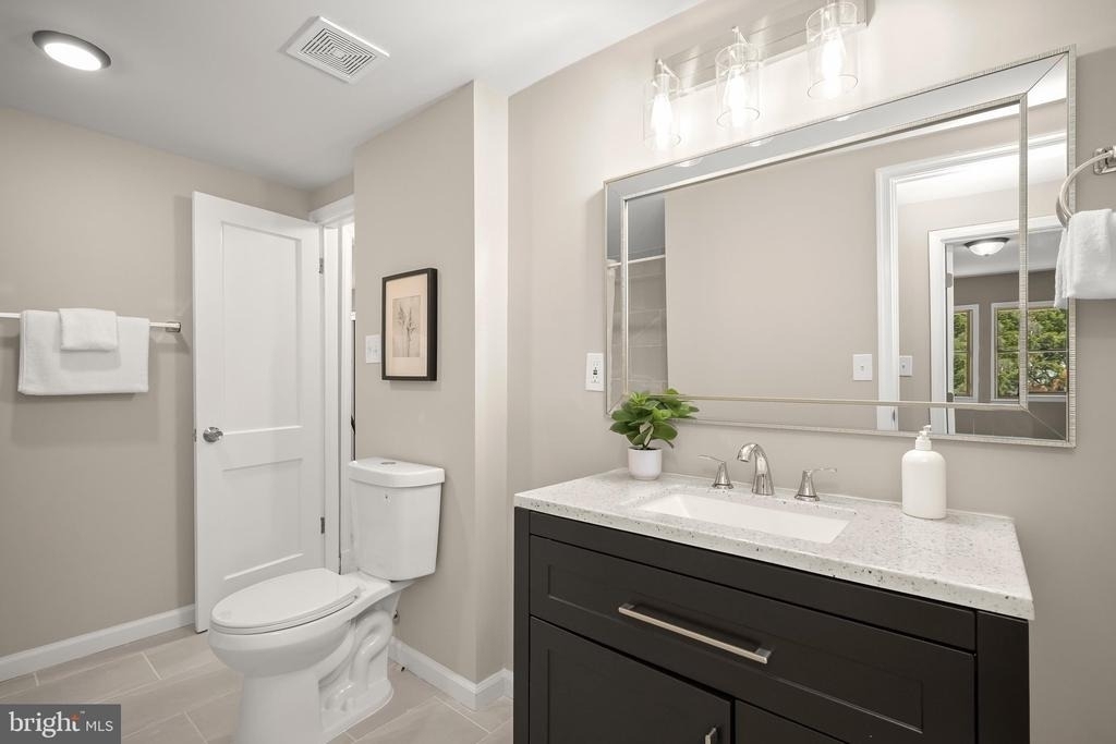 10128 Hereford Place - Photo 36