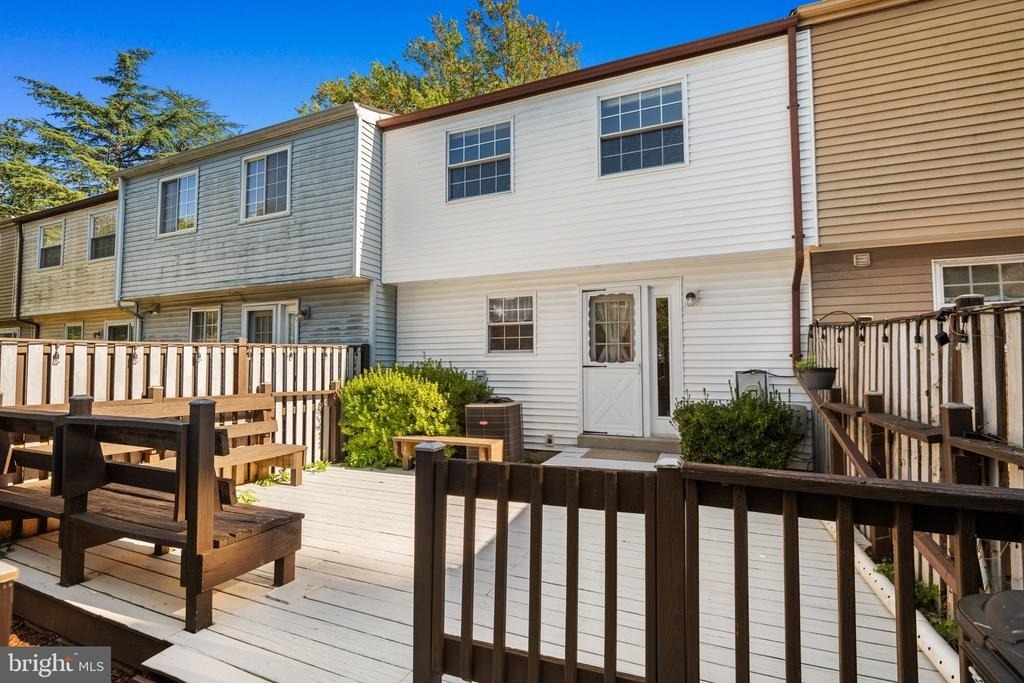 7807 Breezy Down Terrace - Photo 30