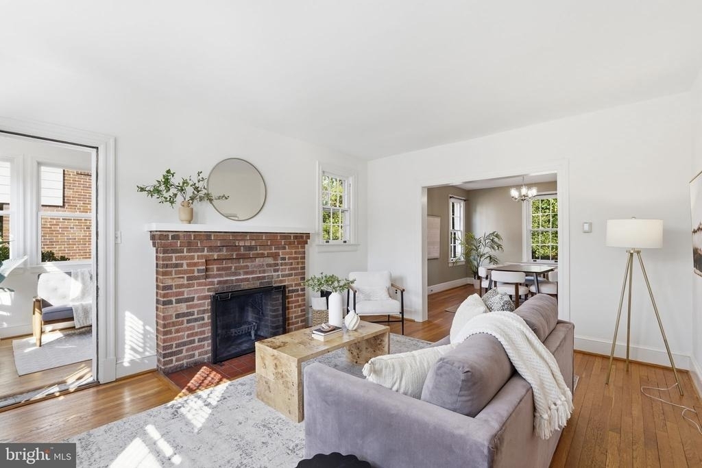 710 Wayne Avenue - Photo 3