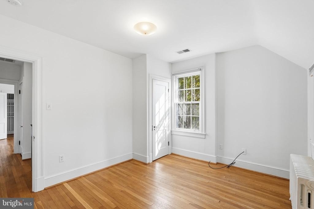 710 Wayne Avenue - Photo 20