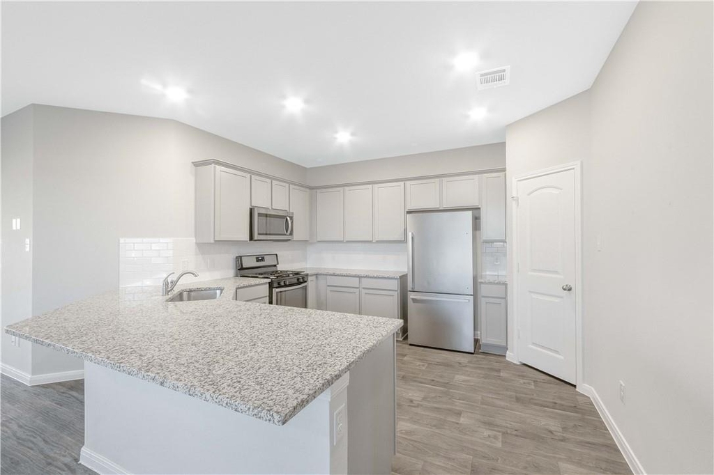 141 Spider Lily Dr - Photo 5