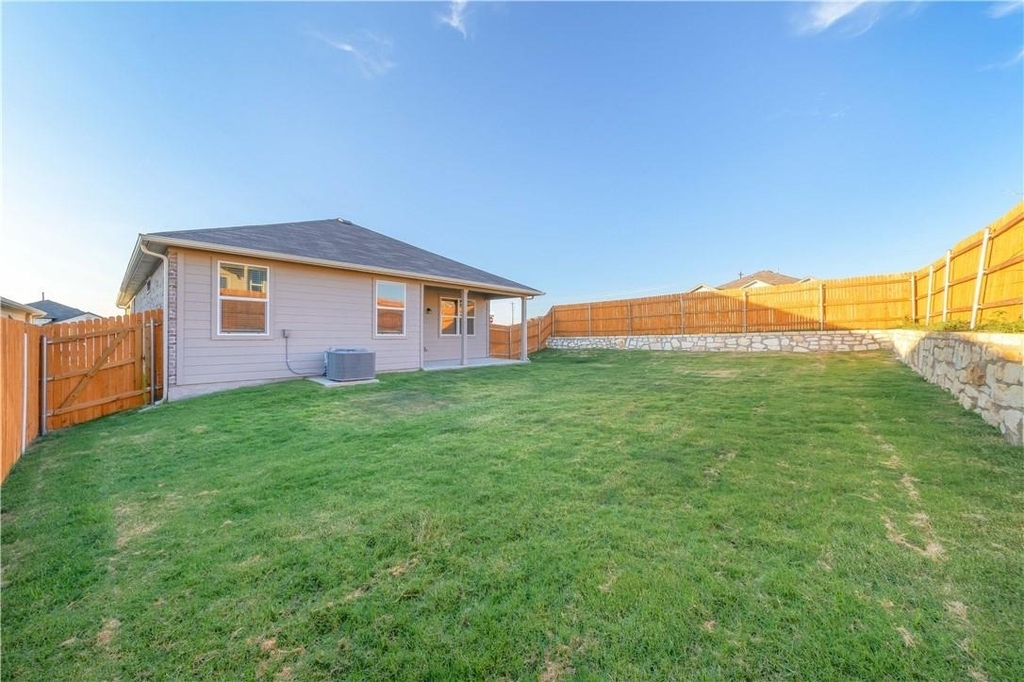 141 Spider Lily Dr - Photo 20