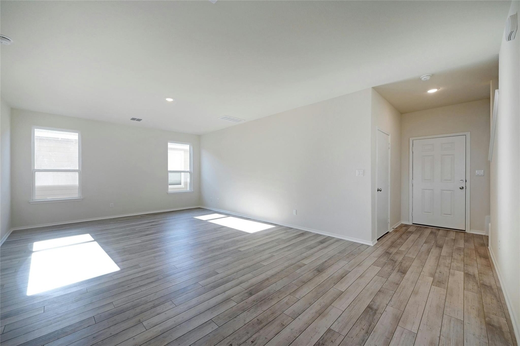221 Cherry Vine Dr - Photo 5
