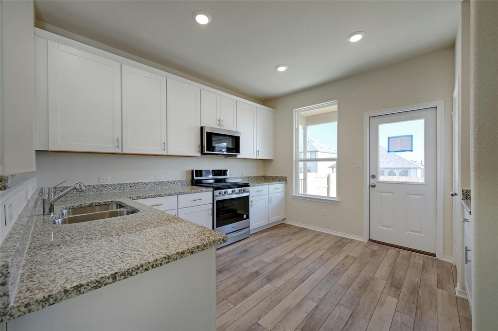 221 Cherry Vine Dr - Photo 10
