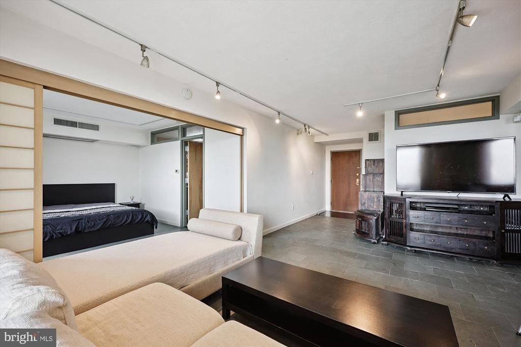 7420 Westlake Terrace - Photo 10