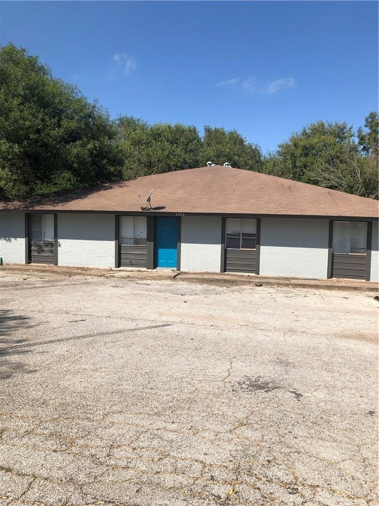 6502 S 1st St - Photo 4