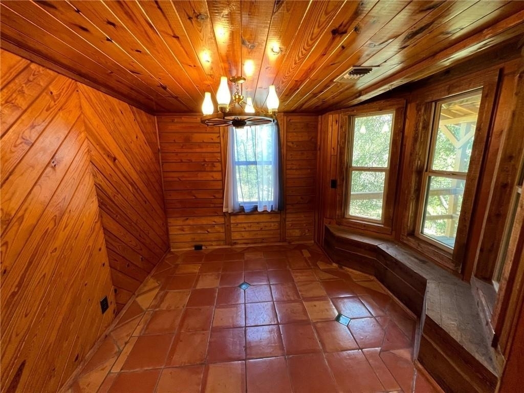 1215 Agarita Dr - Photo 7