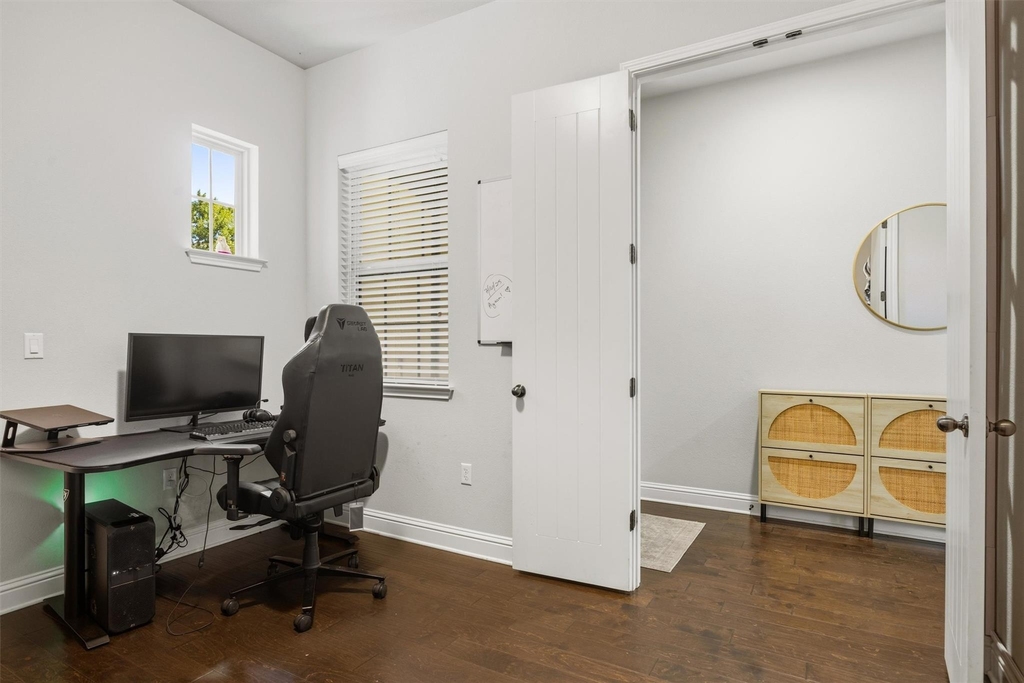 7122 Cut Plains Trl - Photo 4