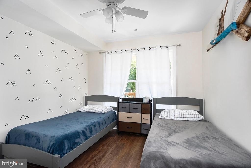 21186 Chesapeake Avenue - Photo 33