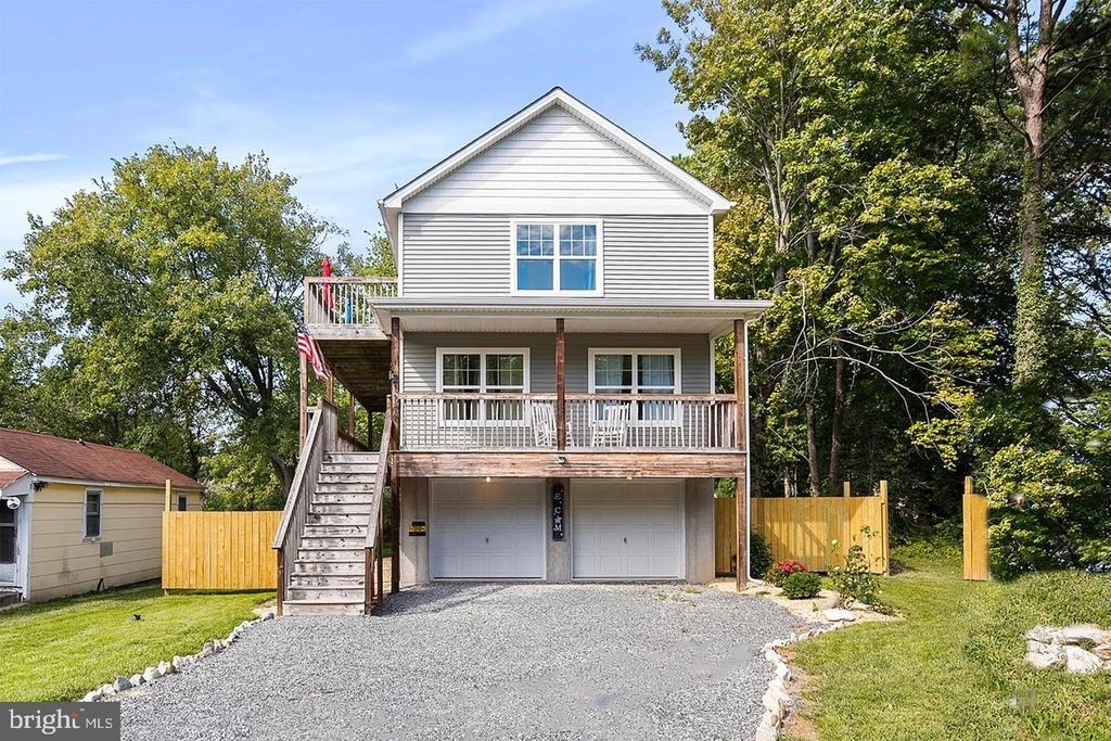 21186 Chesapeake Avenue - Photo 2