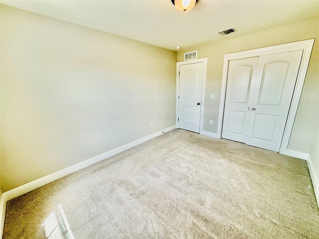 14001 Salice Dr - Photo 11