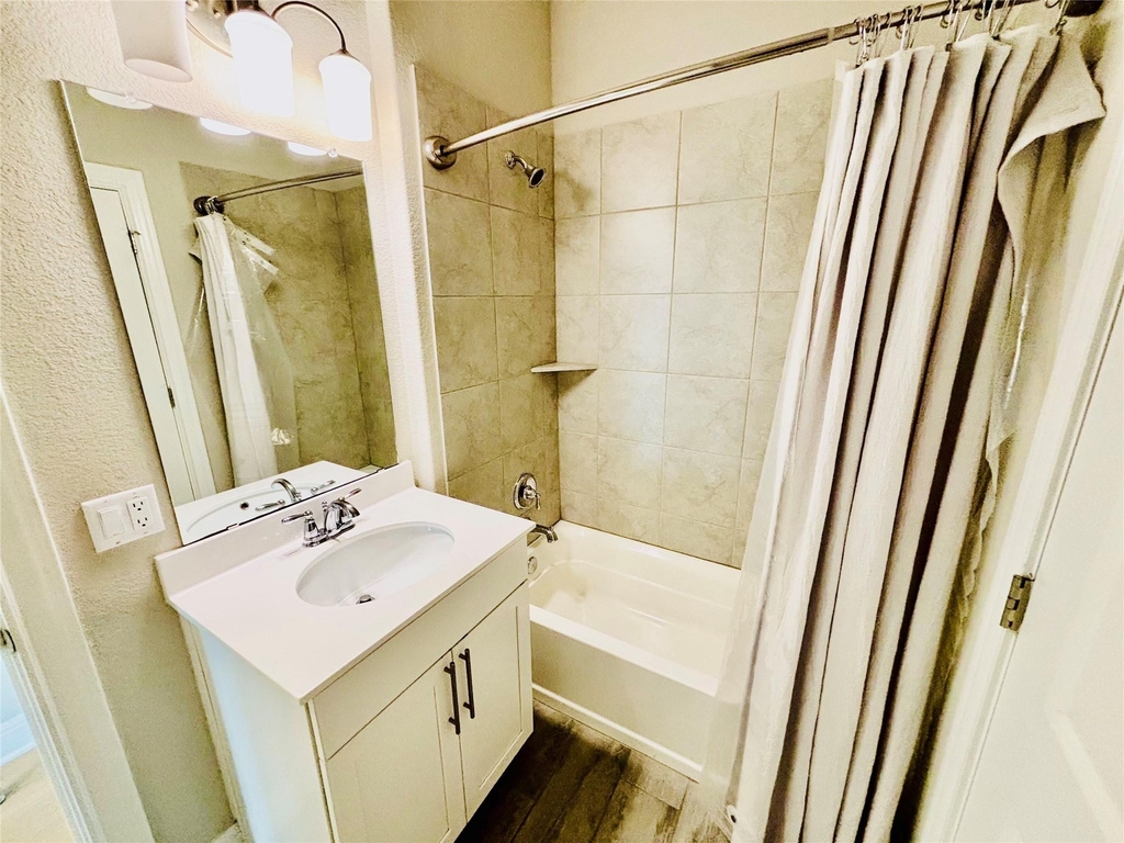 14001 Salice Dr - Photo 19