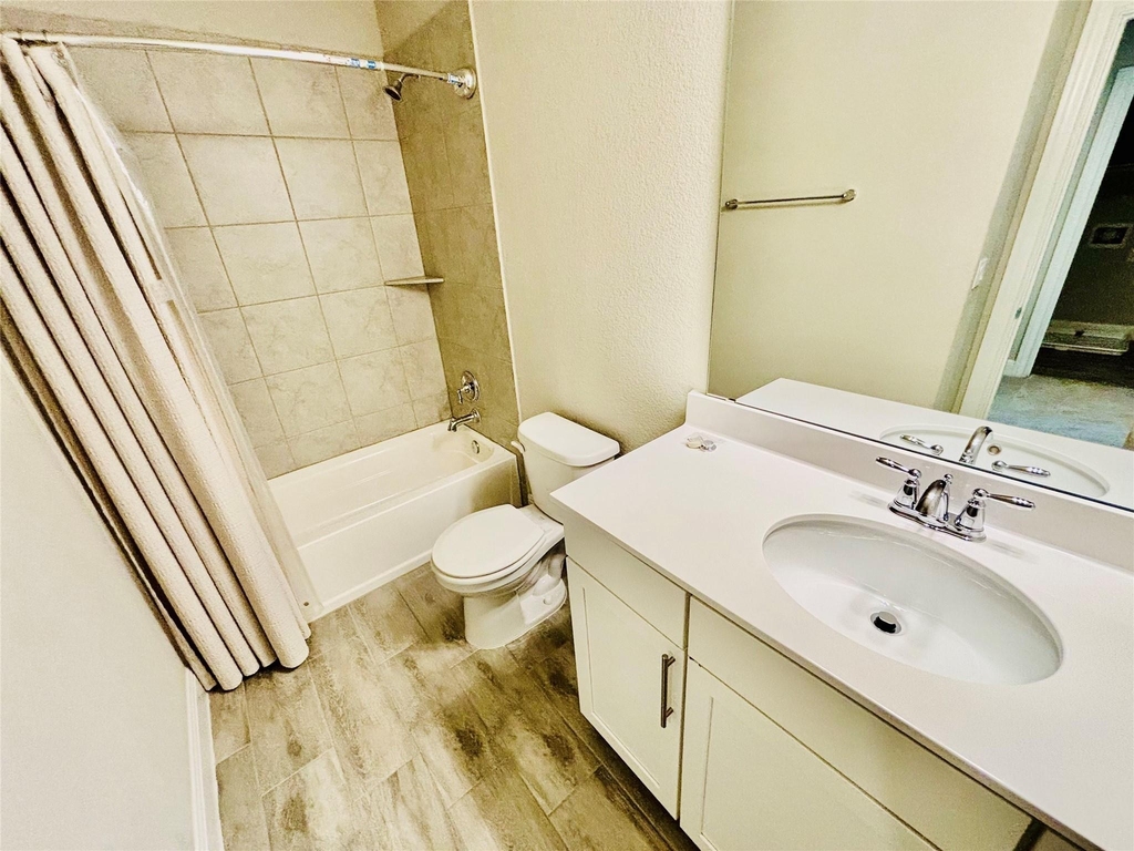 14001 Salice Dr - Photo 14
