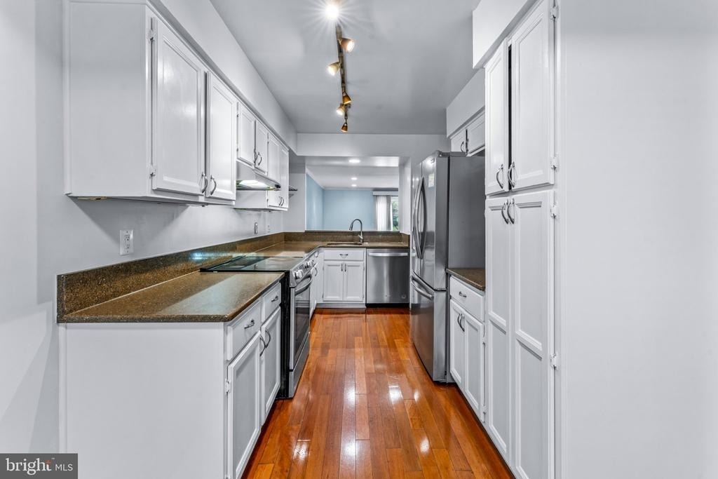 5095 Columbia Road - Photo 8