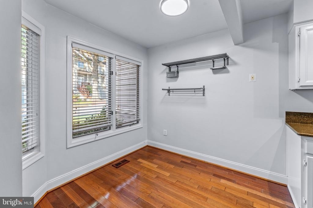 5095 Columbia Road - Photo 5