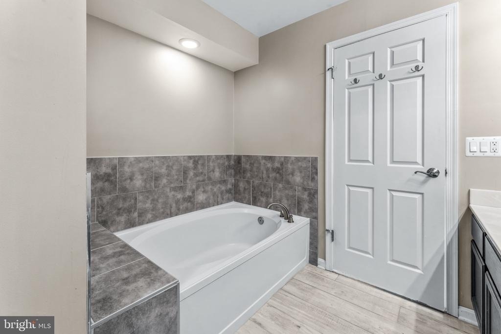 5095 Columbia Road - Photo 30