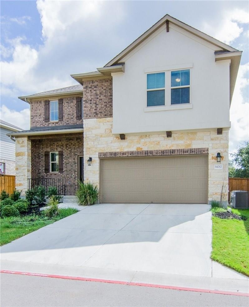 14212 Mccoy Loop - Photo 1