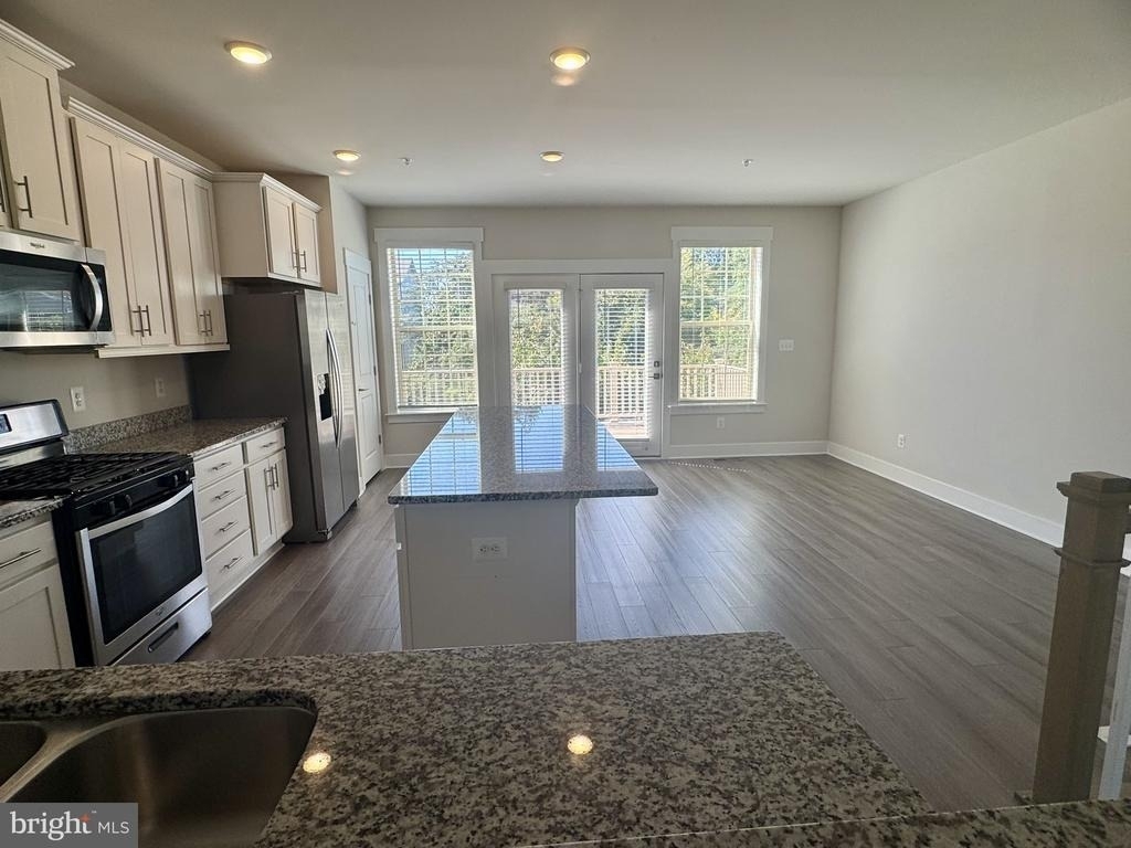 2924 Osprey Way - Photo 3