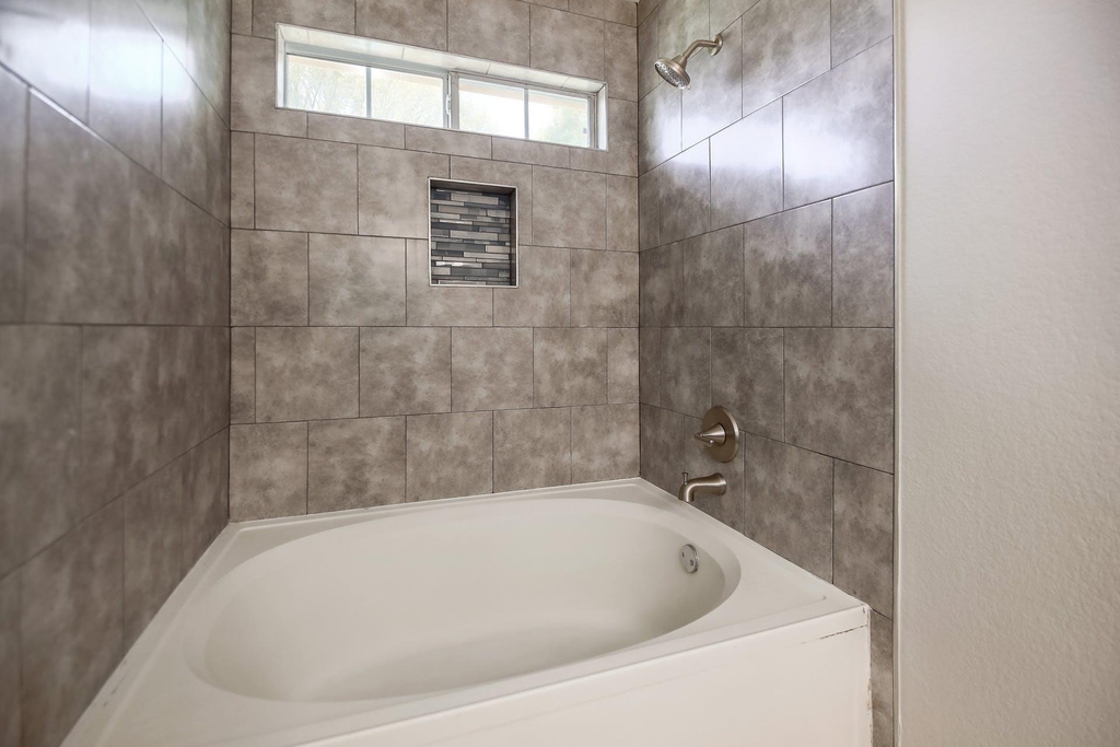 1806 Oakmont Ln - Photo 18
