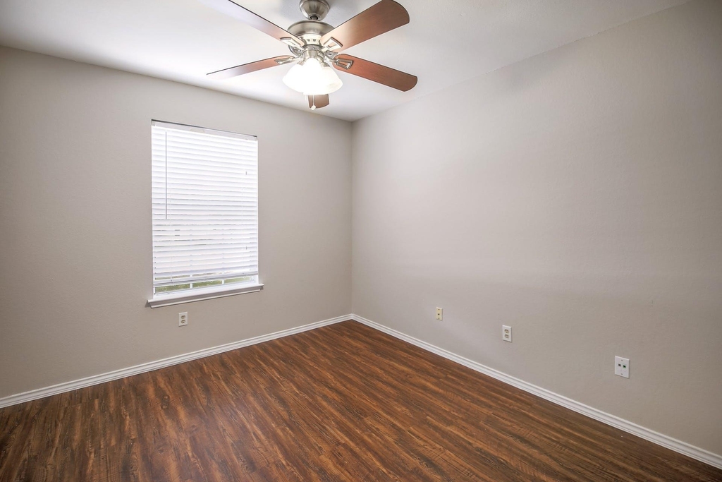 1806 Oakmont Ln - Photo 19