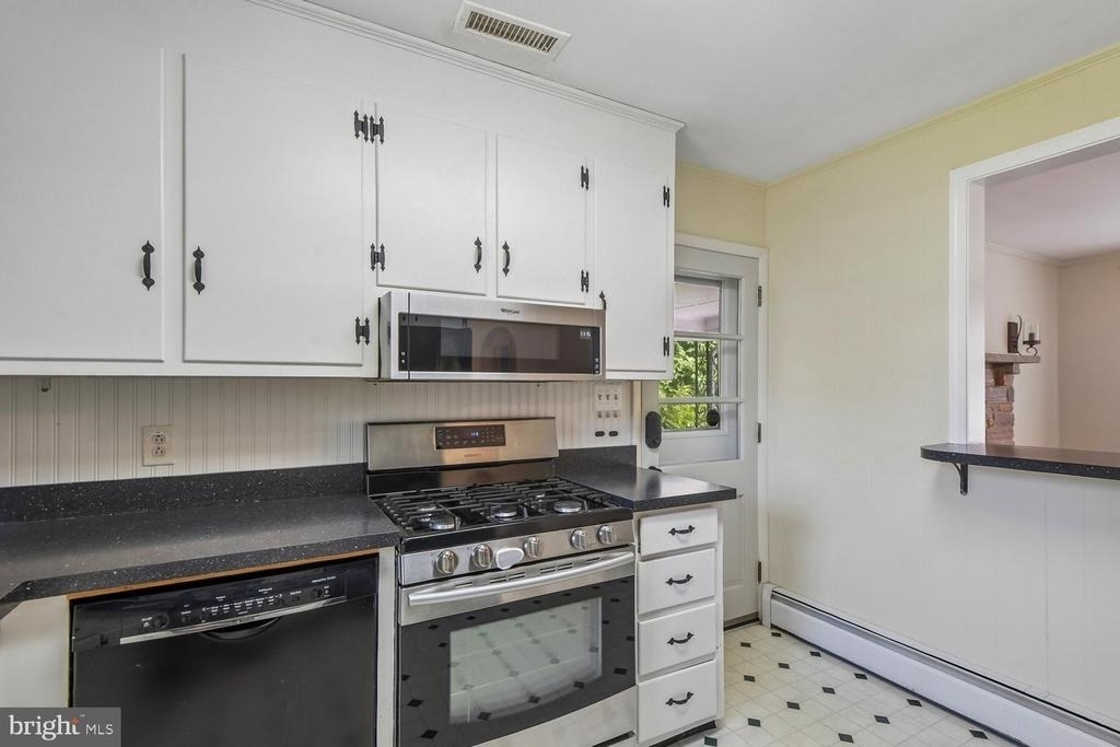 1042 S Carroll Street - Photo 6