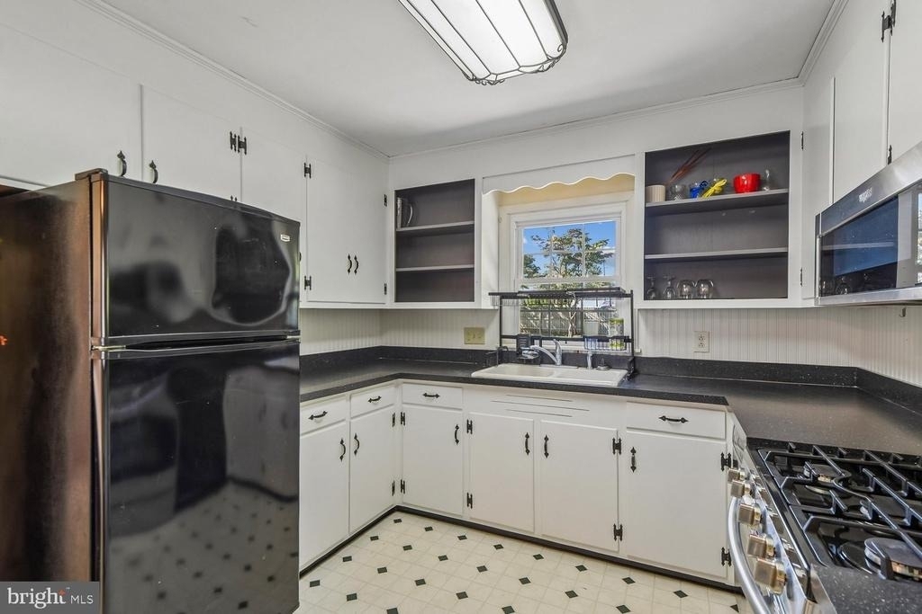1042 S Carroll Street - Photo 5
