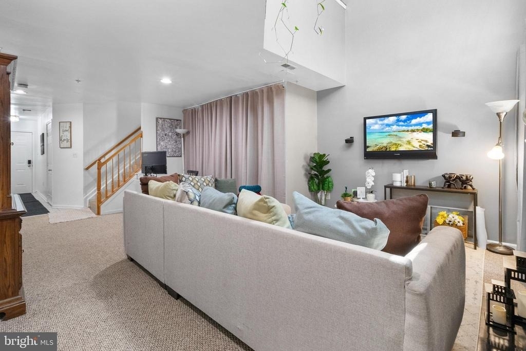 13 Bank Spring Court - Photo 6