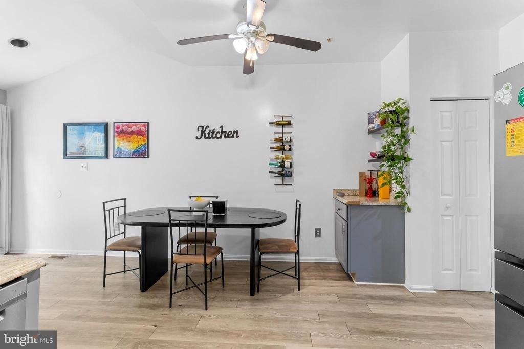 13 Bank Spring Court - Photo 17