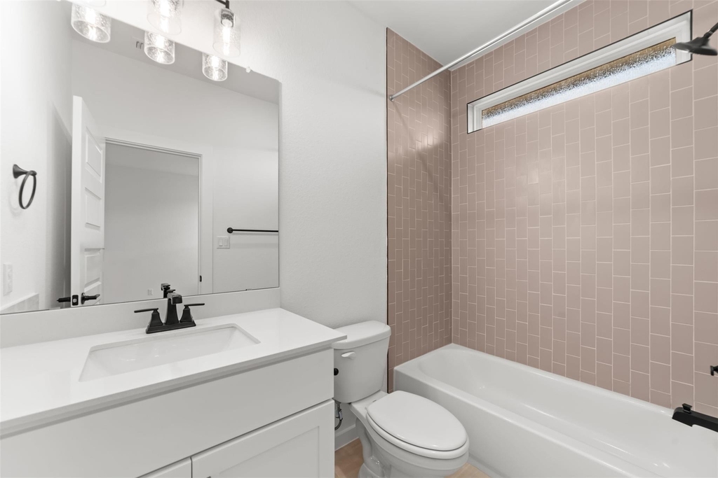1129 N Roger Hanks Pkwy - Photo 9