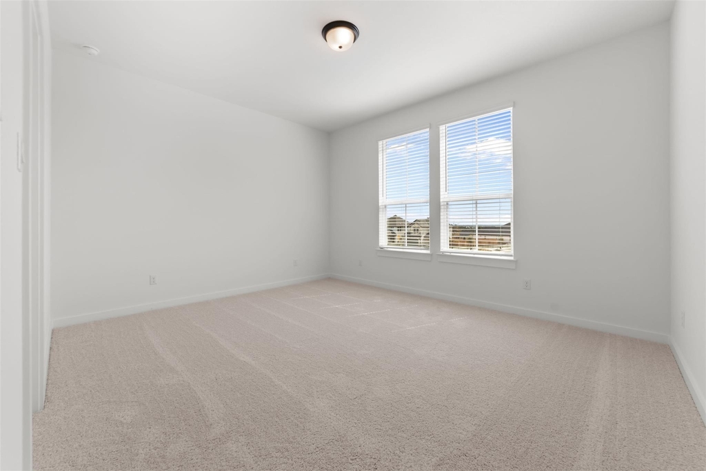 1129 N Roger Hanks Pkwy - Photo 11