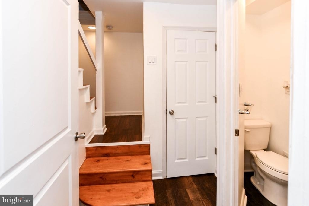 2511 Christian Street - Photo 29