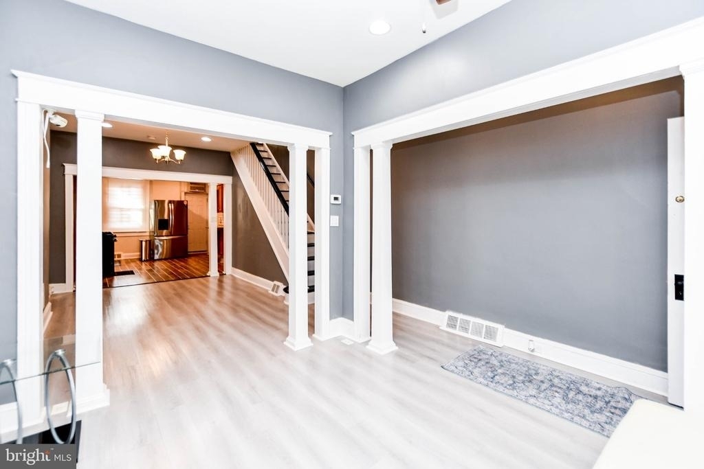 2511 Christian Street - Photo 4