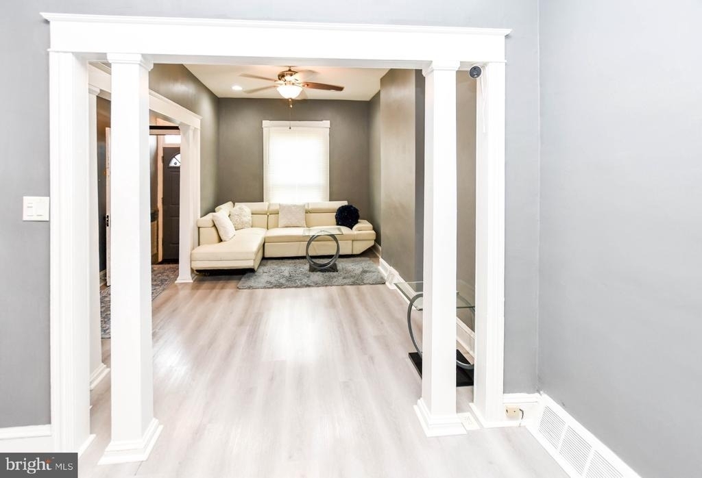 2511 Christian Street - Photo 8