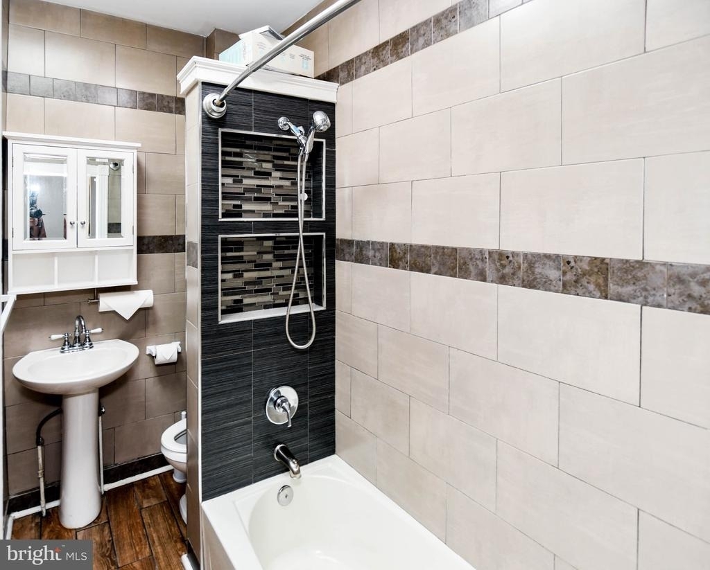 2511 Christian Street - Photo 26