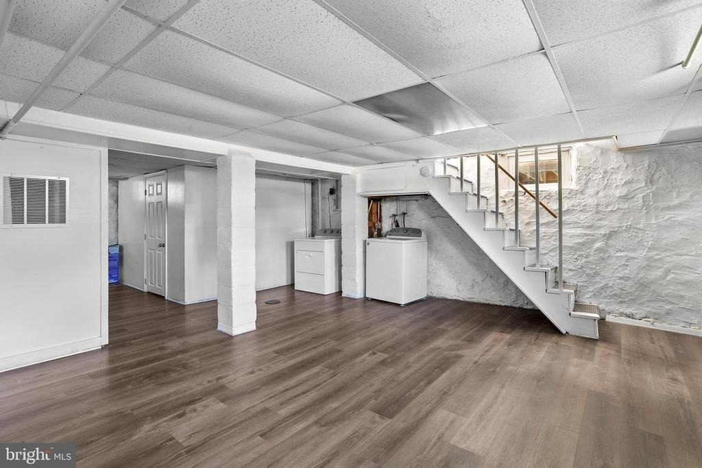 2906 Clearview Avenue - Photo 24