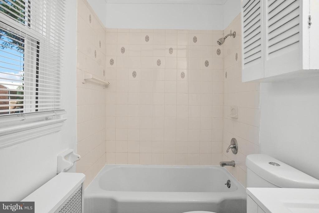2906 Clearview Avenue - Photo 22