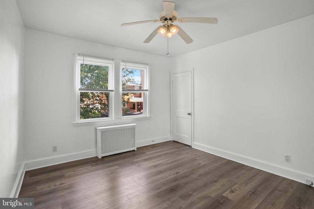 2906 Clearview Avenue - Photo 17