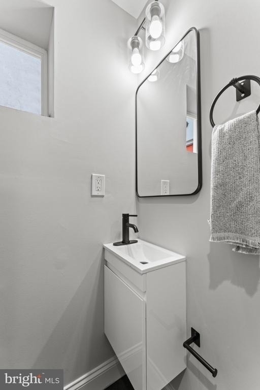 1724 N Milton Avenue - Photo 14