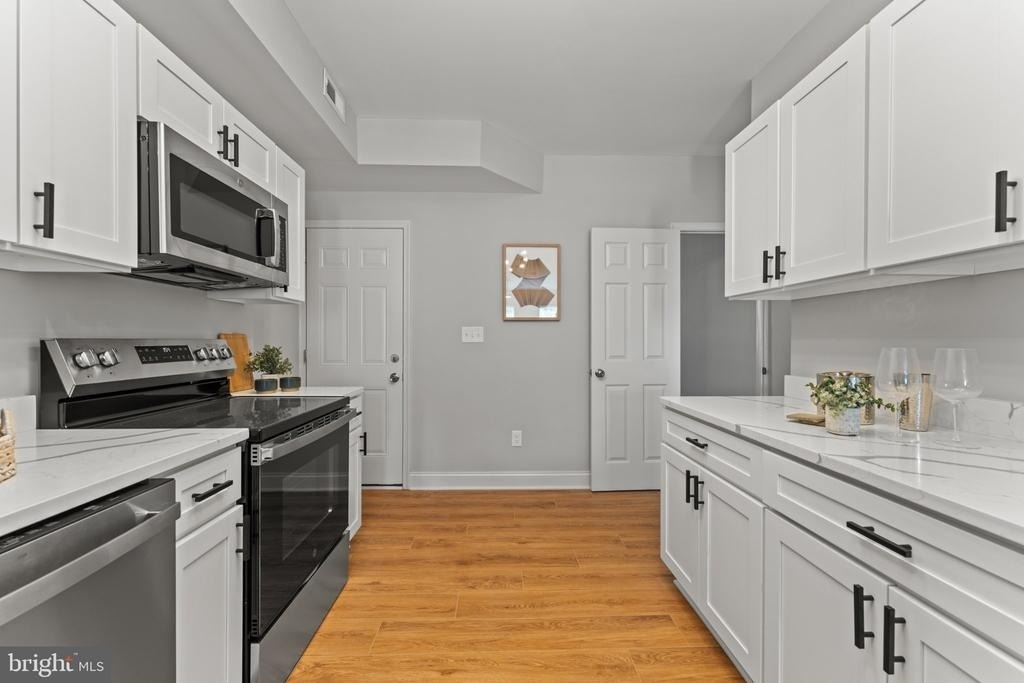 1724 N Milton Avenue - Photo 10