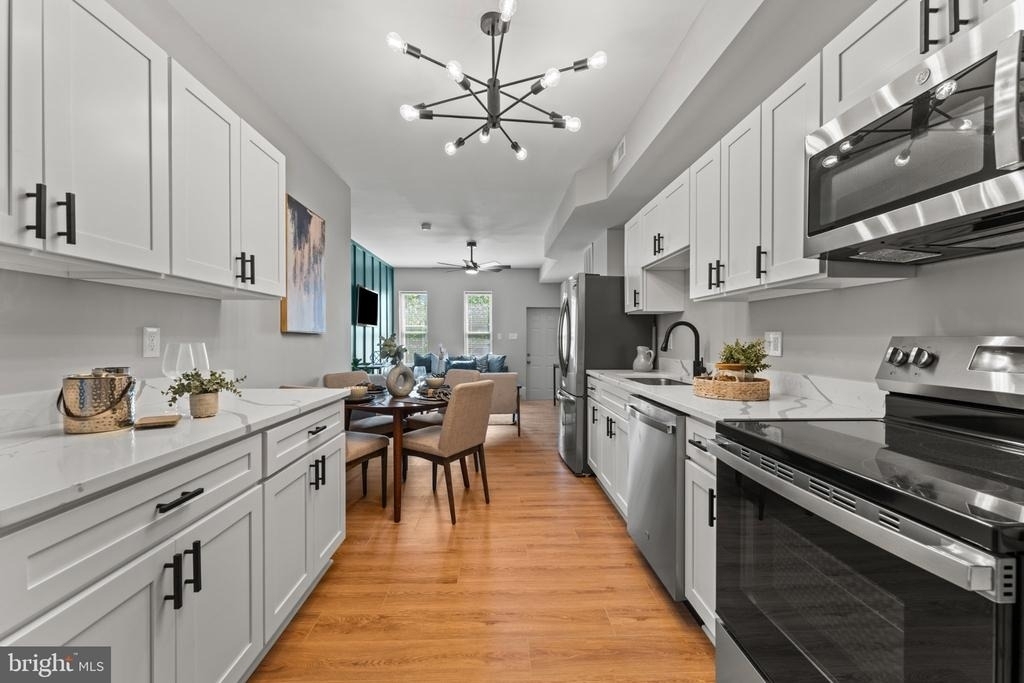 1724 N Milton Avenue - Photo 7