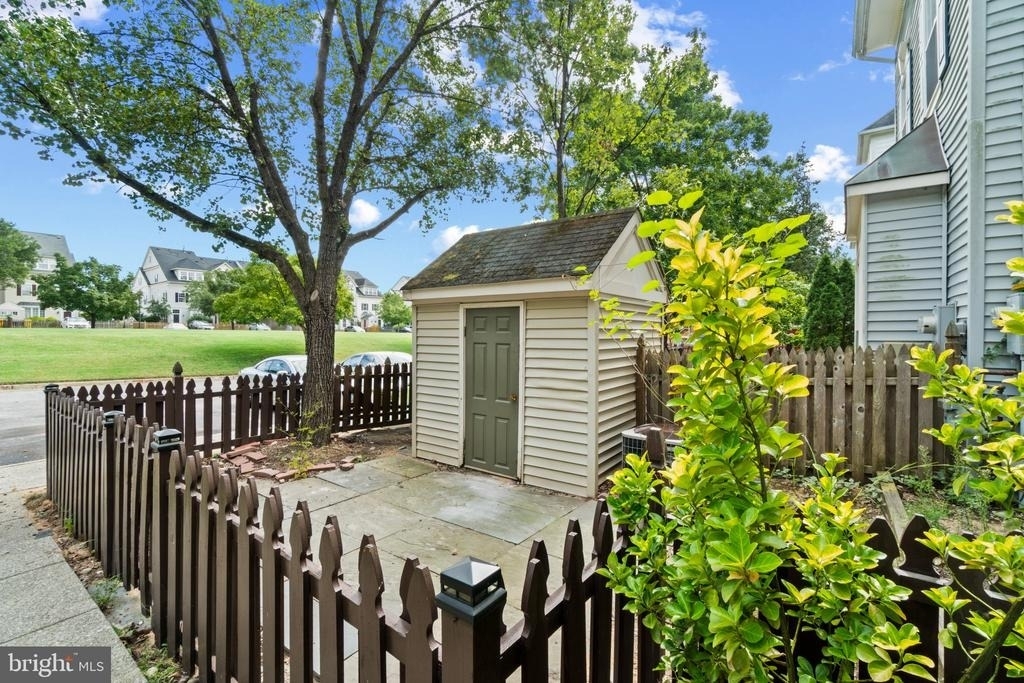 8604 Provance Place - Photo 2