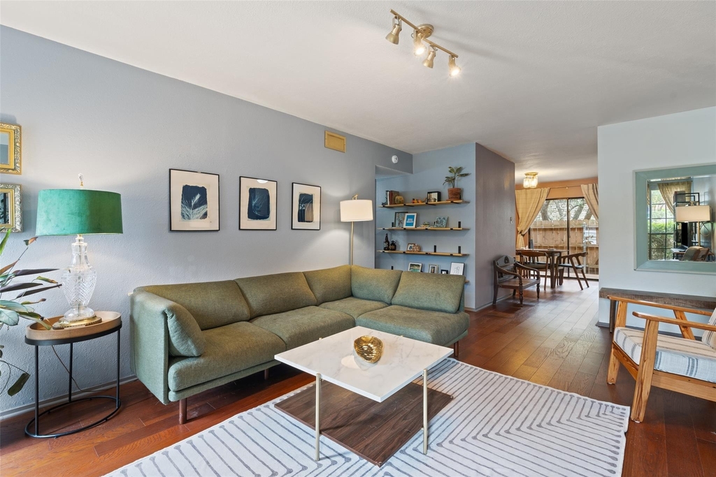 4159 Steck Ave - Photo 2
