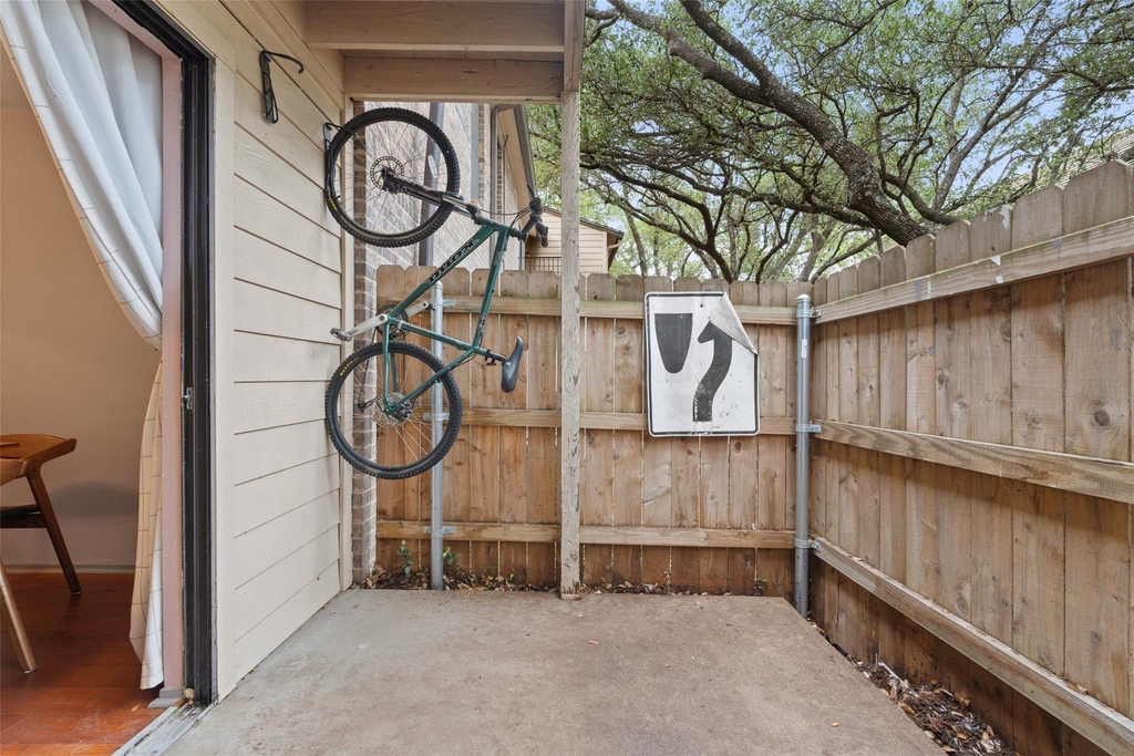 4159 Steck Ave - Photo 5
