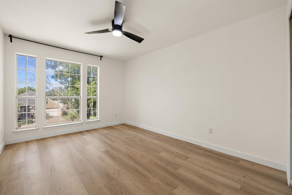 3817 Tailfeather Dr - Photo 29