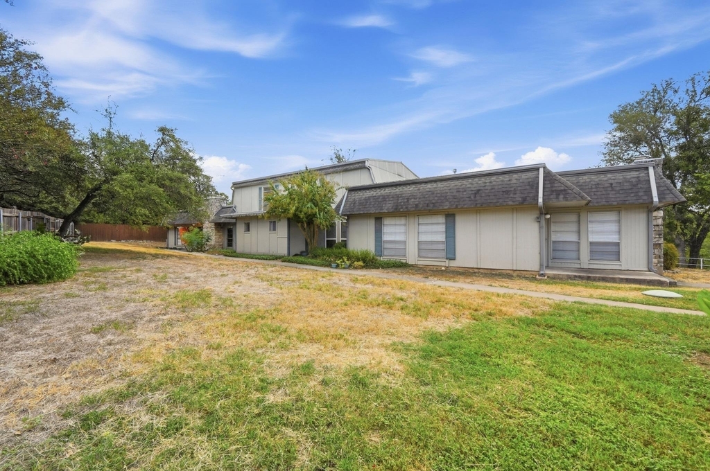 807 Castle Ridge Rd - Photo 4