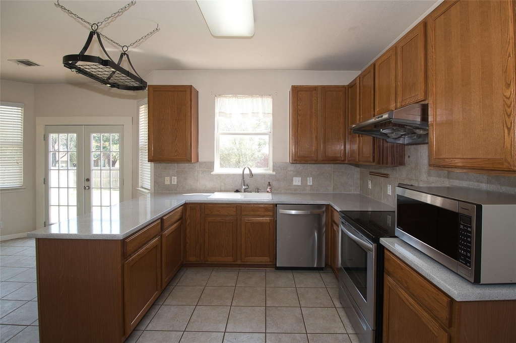 16807 Luckenwald Dr - Photo 10