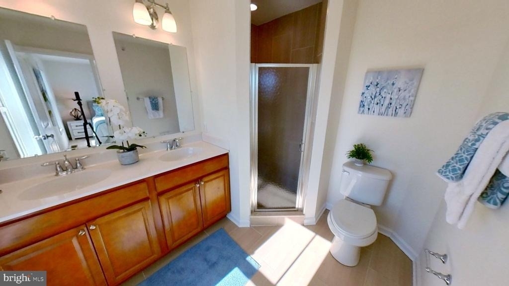 801 Mapleton Avenue - Photo 9
