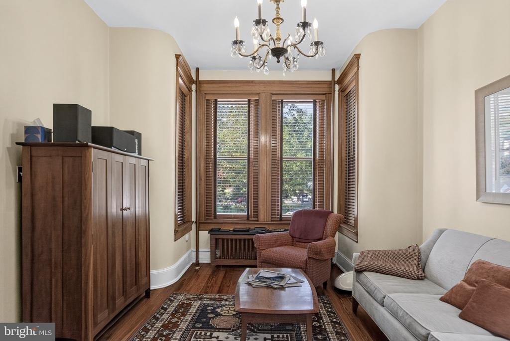 152 13th Street Se - Photo 16