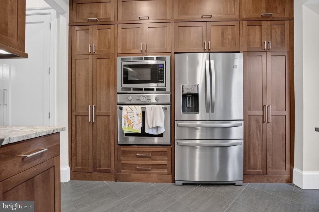 152 13th Street Se - Photo 30